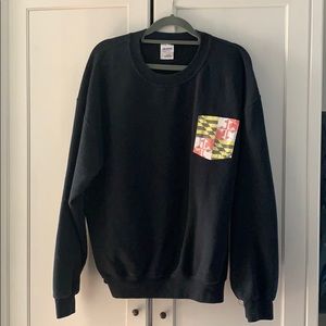 Maryland Flag Pocket Crew Neck Sweatshirt